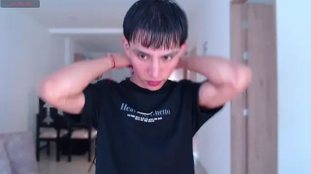 Snapshot of andrew_courtzz chatting on 01-18-26, 10:13 andrew courtzz online show from 01-18-26, 10:13