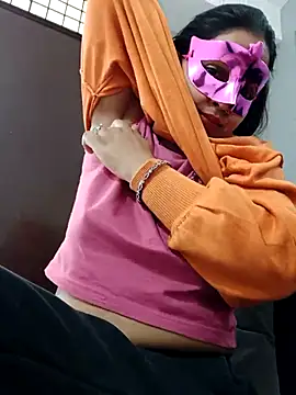 Shivani hotty online show from 01-14-26, 03:54