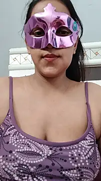 Snapshot of Shivani_hotty chatting on 05-25-26, 04:01 Shivani hotty online show from 05-25-26, 04:01