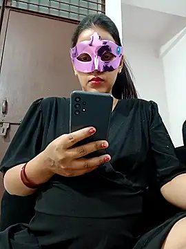 Snapshot of Shivani_hotty chatting on 04-21-26, 04:02 Shivani hotty online show from 04-21-26, 04:02