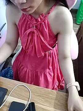  MyNa  online show from 12-18-25, 01:37