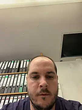 GeilerFinn95 online show from 04-17-26, 02:20