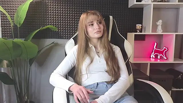 Snapshot of LyriaVespera chatting on 02-26-26, 09:09 LyriaVespera online show from 02-26-26, 09:09