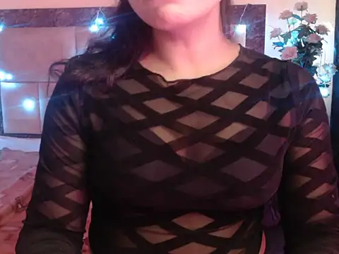 Lola Bebe online show from 04-02-26, 05:14