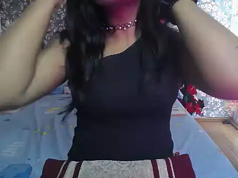 Lola Bebe online show from 05-06-26, 05:44
