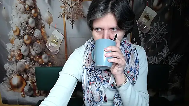 LunaDobra online show from 01-14-26, 06:00