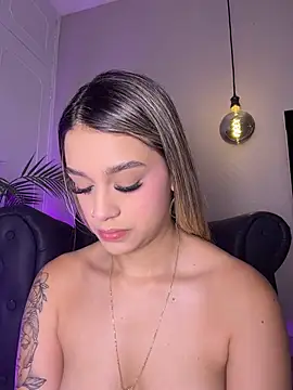 Sophie-velvet online show from 07-12-26, 07:47