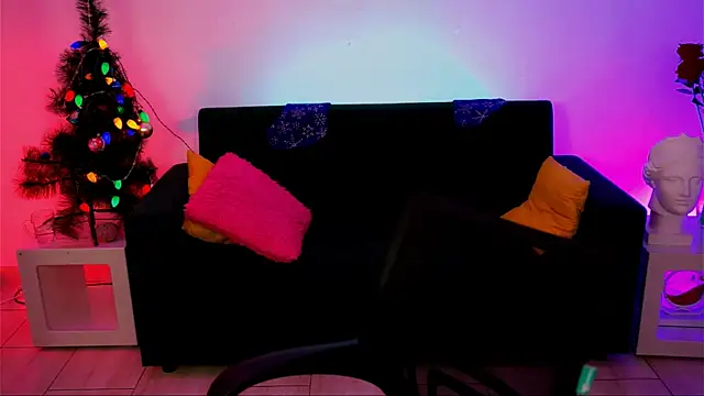 KimPorins online show from 12-21-25, 08:27