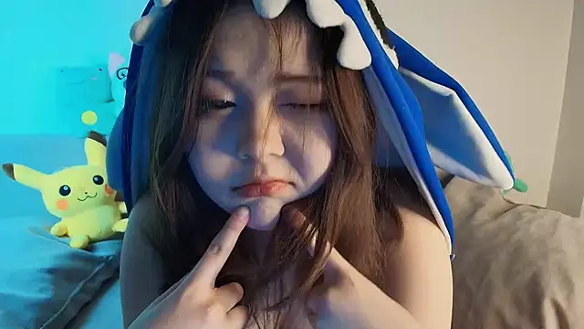 minji snow online show from 02-22-26, 11:56