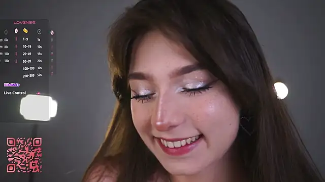 Snapshot of Lanenger chatting on 02-27-26, 11:15 Lanenger online show from 02-27-26, 11:15