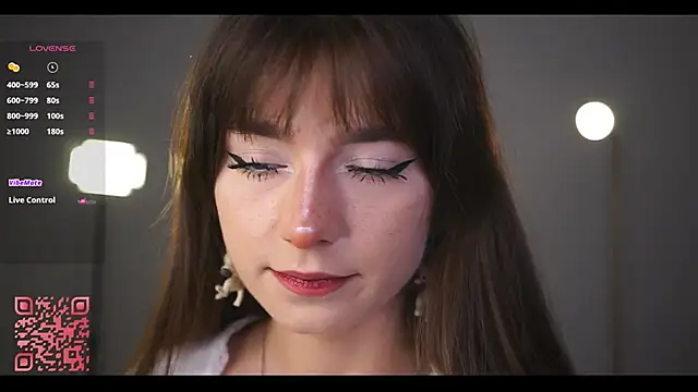 Snapshot of Lanenger chatting on 02-28-26, 10:09 Lanenger online show from 02-28-26, 10:09