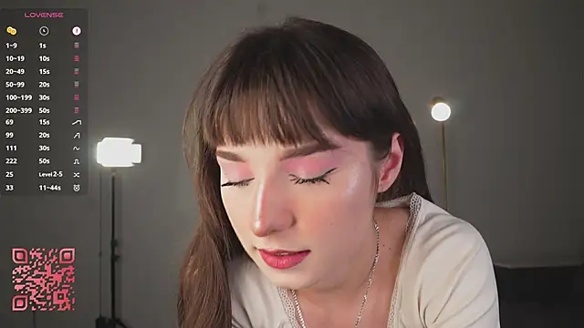 Lanenger online show from 12-15-25, 07:41