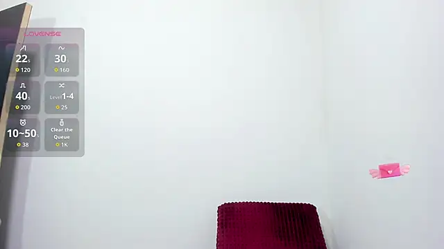 Snapshot of allysonn31 chatting on 12-14-25, 10:32 allysonn31 online show from 12-14-25, 10:32