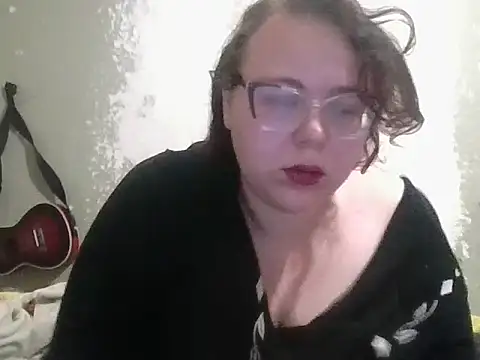 Rentastnrgurl online show from 12-14-25, 11:05