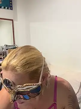  DaLiDa  online show from 12-19-25, 03:25