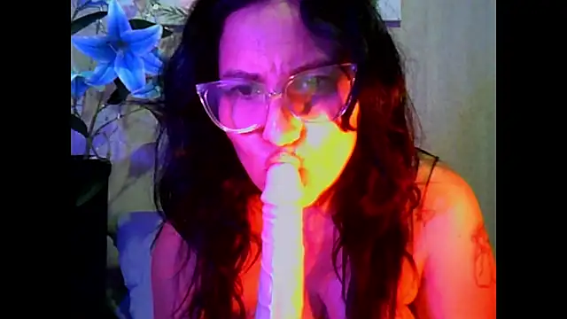 Camille aspen online show from 12-13-25, 09:32