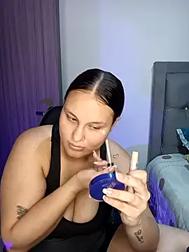 Valeriaa 21 online show from 06-26-26, 10:37