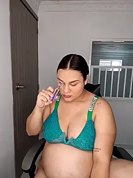 Valeriaa 21 online show from 04-06-26, 08:21