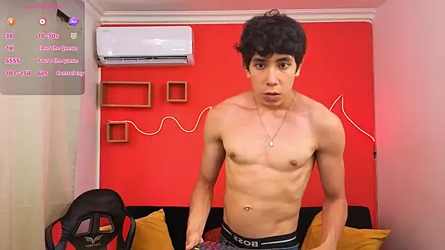 Neo Twink online show from 05-26-26, 07:23
