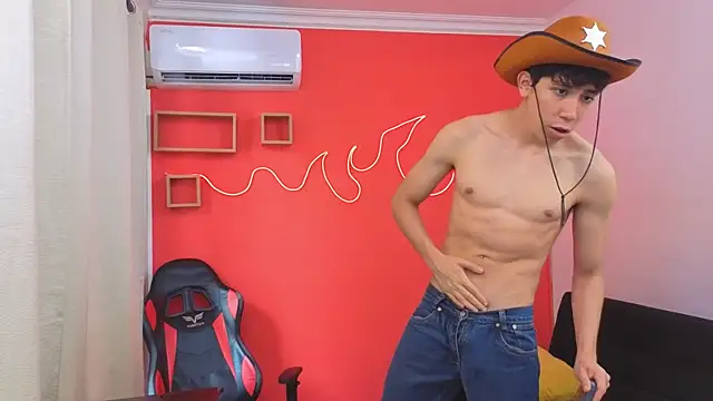 Neo Twink online show from 04-29-26, 07:09