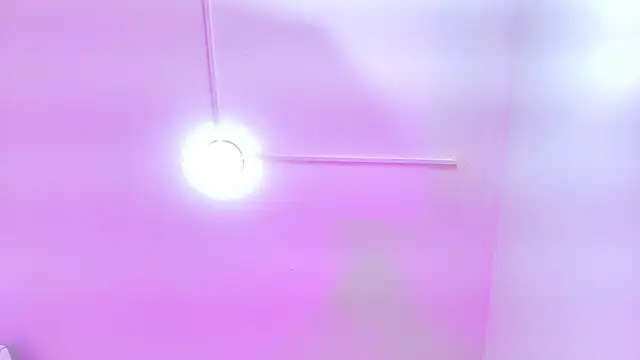 Snapshot of AprillRoss chatting on 01-13-26, 11:47 AprillRoss online show from 01-13-26, 11:47