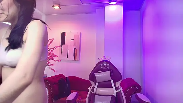 Snapshot of Dulce_violeta_ chatting on 01-08-26, 11:16 Dulce violeta online show from 01-08-26, 11:16