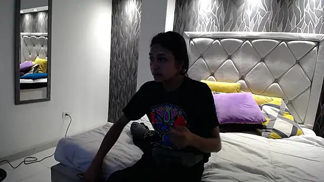 Kat Cute online show from 03-31-26, 10:56