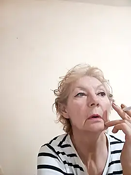 Snapshot of Calypso-Loove chatting on 01-08-26, 10:43 Calypso-Loove online show from 01-08-26, 10:43