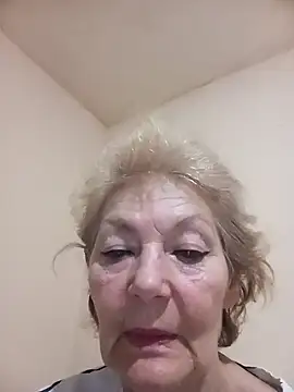 Snapshot of Calypso-Loove chatting on 12-18-25, 11:58 Calypso-Loove online show from 12-18-25, 11:58