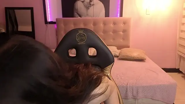 Sara valderrama  online show from 03-26-26, 01:31