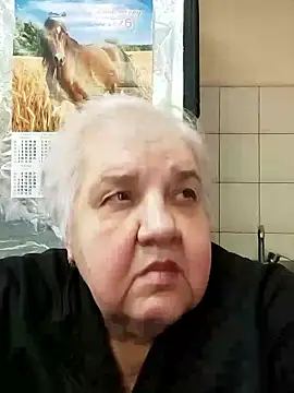 HapinessLovee online show from 01-10-26, 12:44