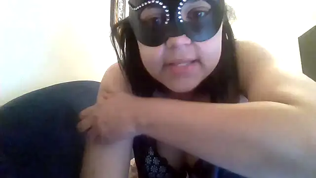Snapshot of h4cPaolaMascherata chatting on 04-19-26, 02:18 h4cPaolaMascherata online show from 04-19-26, 02:18