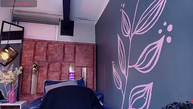 Snapshot of Kiara_Fox__ chatting on 06-11-26, 12:32 Kiara Fox online show from 06-11-26, 12:32