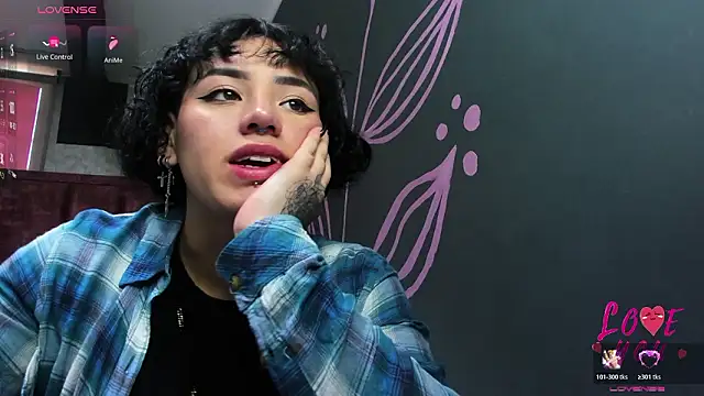 Kiara Fox   online show from 02-21-26, 07:38