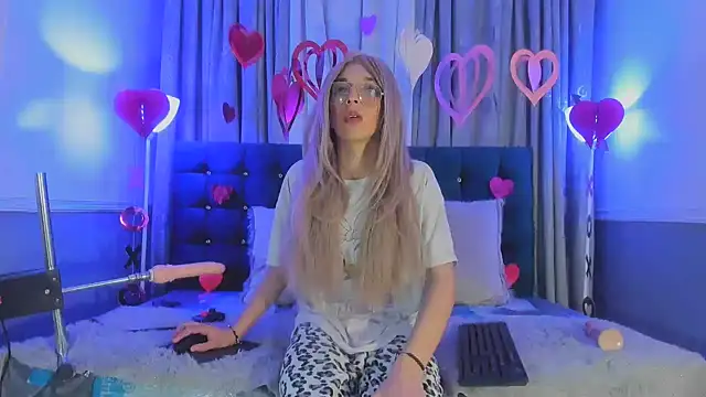 Lis Pearson online show from 02-06-26, 02:51