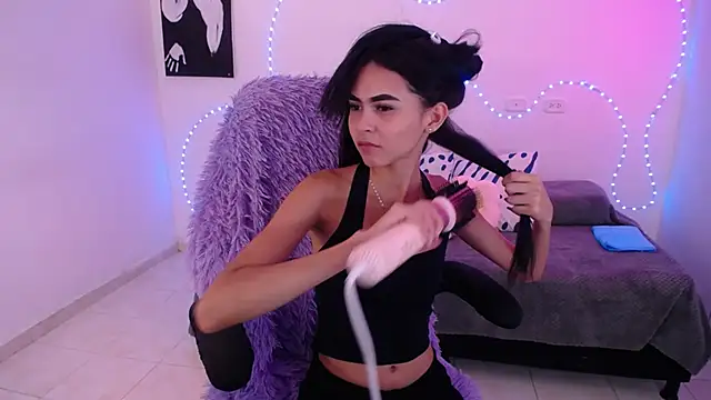 Sofia tgn online show from 04-17-26, 07:17