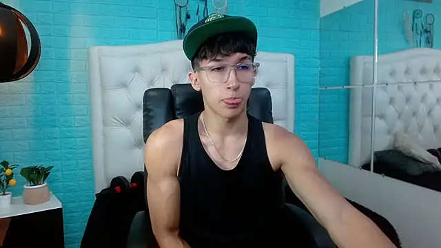 Snapshot of jeremy_job chatting on 03-26-26, 11:41 jeremy job online show from 03-26-26, 11:41