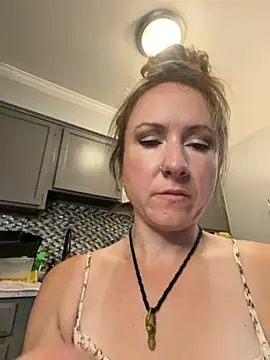 alluringpixie online show from 07-18-26, 04:15