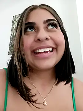 MariaPaula22  online show from 12-13-25, 08:59