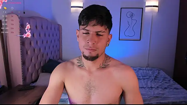 Snapshot of vaalentiino chatting on 02-21-26, 10:12 vaalentiino online show from 02-21-26, 10:12