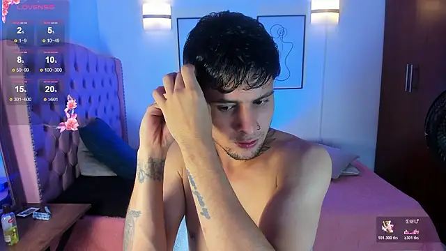 vaalentiino online show from 03-25-26, 04:23