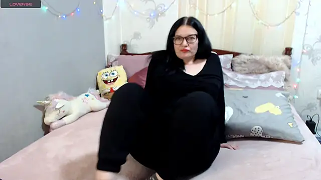 SashaBond online show from 12-22-25, 08:03