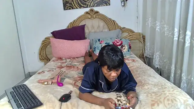 Snapshot of BasellBlue chatting on 02-27-26, 11:37 BasellBlue online show from 02-27-26, 11:37