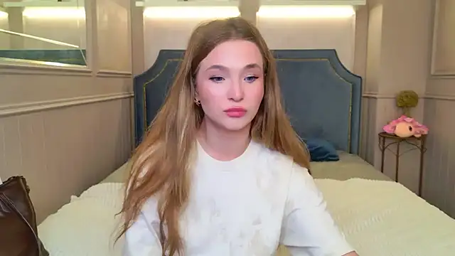 Lina Sinerz online show from 06-14-26, 08:32