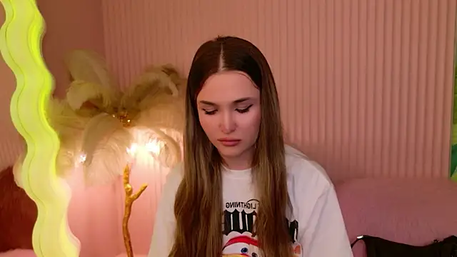 Lina Sinerz online show from 04-01-26, 09:01