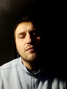 Snapshot of barbone15 chatting on 02-21-26, 01:07 barbone15 online show from 02-21-26, 01:07