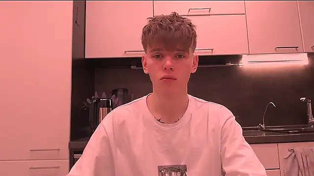 Snapshot of Fredd_Xanders chatting on 01-09-26, 04:25 Fredd Xanders online show from 01-09-26, 04:25