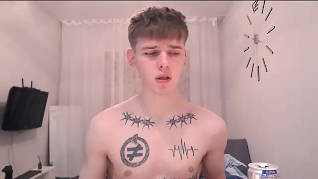 Snapshot of Fredd_Xanders chatting on 05-20-26, 05:54 Fredd Xanders online show from 05-20-26, 05:54