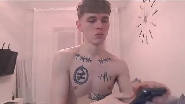 Fredd Xanders online show from 04-15-26, 01:55