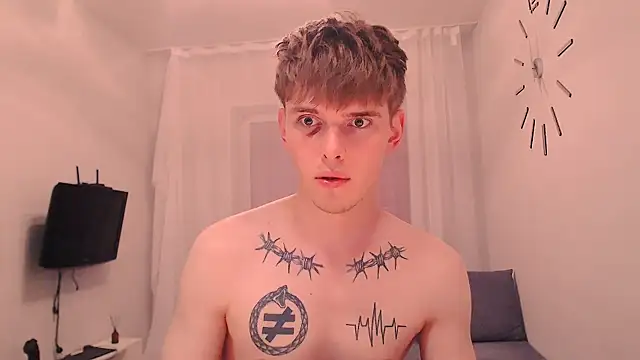 Fredd Xanders online show from 07-06-26, 01:34
